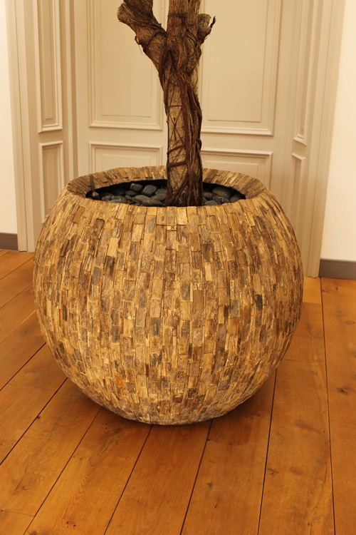 Dwaal achterlijk persoon Feat Plantenbak bolvormig hout - Binnenboom, grote plant, plantenwand en  interieurbeplanting